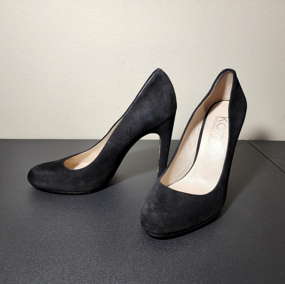 Michael Kors Black Suede Classic Pump Heels Women's Size 8M - Picture 3 of 11
